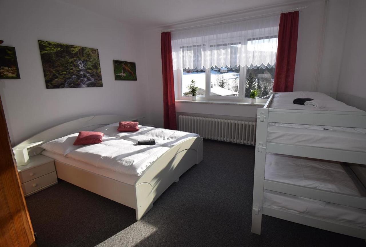Pension St. Moritz Železná Ruda エクステリア 写真
